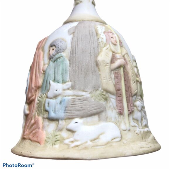 Vintage 1982 Lefton China Hand Painted 1982 O Come All Ye Faithful Bell - Picture 4 of 9